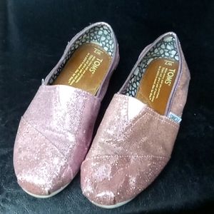 TOMS Pink Glitter flats size W7